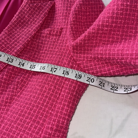 Hot Pink Avery Boucle Milly Blazer⭐️ - Picture 9 of 11